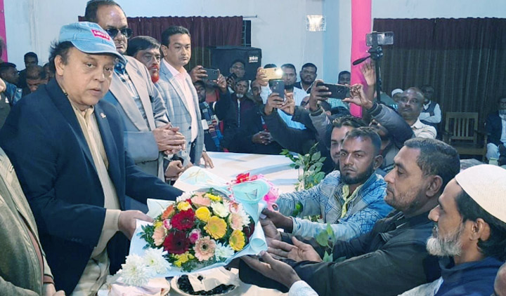 খাগড়াছড়ির মাটিরাঙ্গায় জাতীয় পার্টি ও এনসিপির নেতাকর্মীদের বিএনপিতে যোগদান।